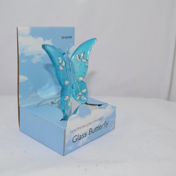 Decorative Glass Figurine Butterfly! - Picture 14 of 16